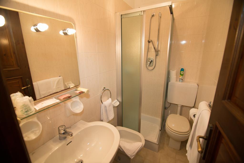 Hotel Edelweiss ليمون بييمونت الغرفة الصورة